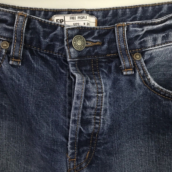 Free People high Rise t Daisy Duke Shorts Sz 28 - Picture 2 of 3